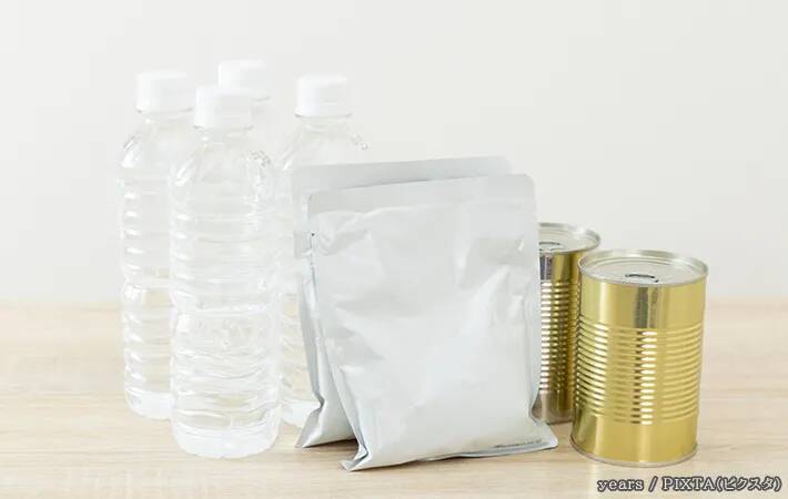 「非常食はキッチンにまとめておく」はNG　本当に役立つ『置き場所』とは