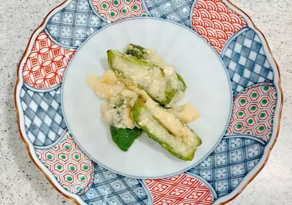 「豆腐に大さじ2杯の片栗粉を加えて？　完成した“簡単おかず”がたまらん…！」の画像