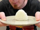 「日本大好き外国人がコンビニで何度もリピートしてしまうおにぎり、知っていますか？」の画像6