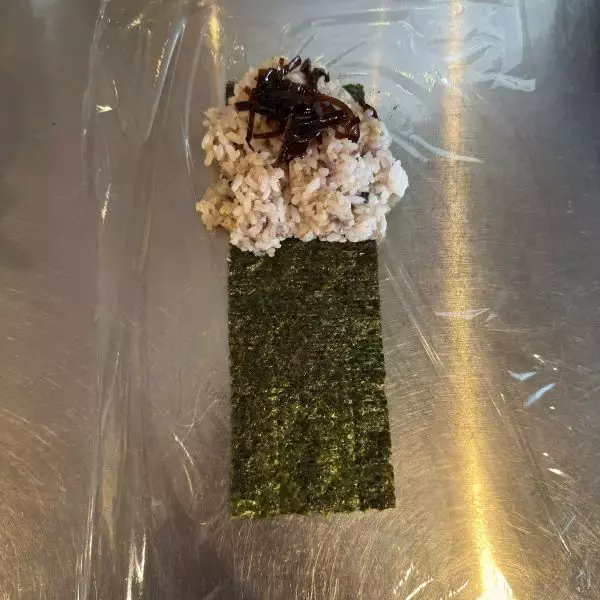 「握らないおにぎりにしたら…　「便利すぎ」「毎日コレ」」の画像