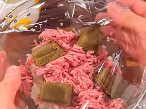 「倍量で作り置きしたい」「簡単でいい！」　レンチン8分で完成『やる気1%キーマカレー』に反響！