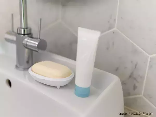 「「家族みんなで使うから…」　プロが実践する『洗面所の使い方』で、もう散らからない！」の画像