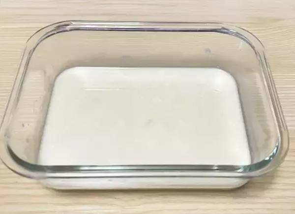 「水と一緒に1個まるごとレンチン！　『チーズデザート6P』の冷凍スイーツを試してみた」の画像