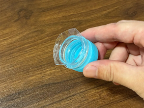 ペットボトルを『3cm』切るだけ！　調味料保存に便利な再利用法が「簡単」
