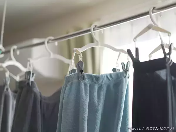 洗濯物、生乾きのニオイはなぜ起きる？　服のプロに聞いた『正しい対策』