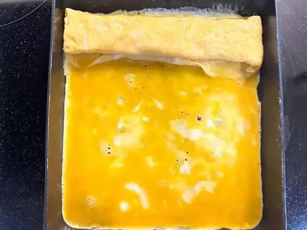高校生息子が「この玉子焼き、どうやったの？」　焼きたてを巻き簾にのせて？