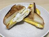 「フライパンで作る『ホットサンド』　食パン1枚を4等分にカットして卵を流し込むと…？」の画像6