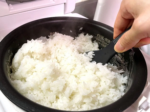 『お茶づけ海苔』と混ぜたのは？　おにぎりの意外な味つけに「迷ったらコレ」【アレンジ4選】
