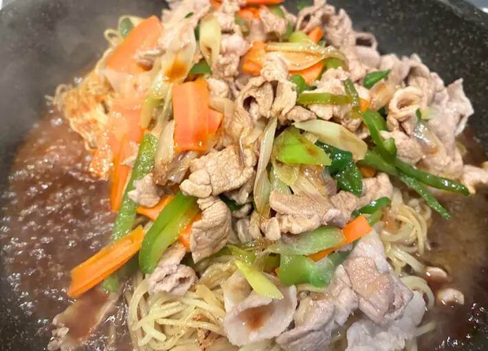 焼きそばの麺は『ほぐさず焼く』 仕上がりに驚き「専門店の味みたい」