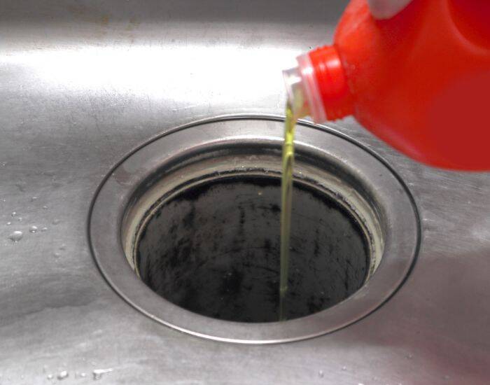 家にある物でできる！　排水管の汚れを落とす簡単な掃除術