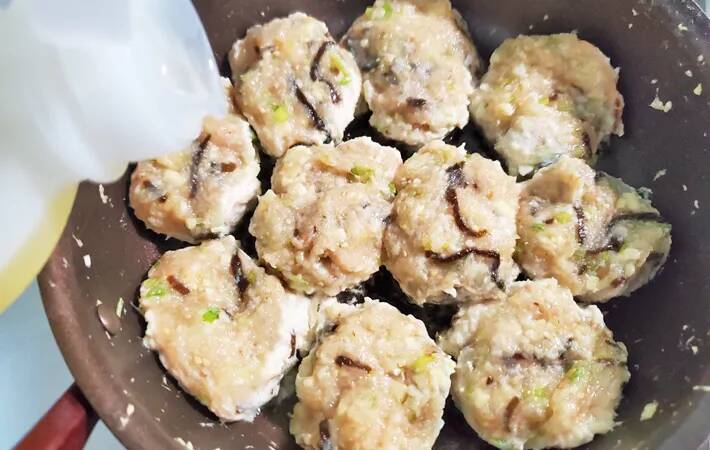 家族が大絶賛した『つくね』　材料に使ったのは…？「旨味とコクが段違い」「食べる手が止まらん」