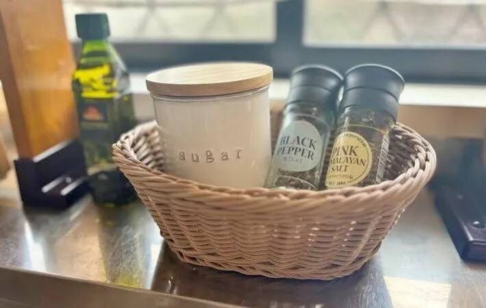 330円の『洗えるバスケット』　スリコに聞いた！キッチンが片づく活用法がこちら