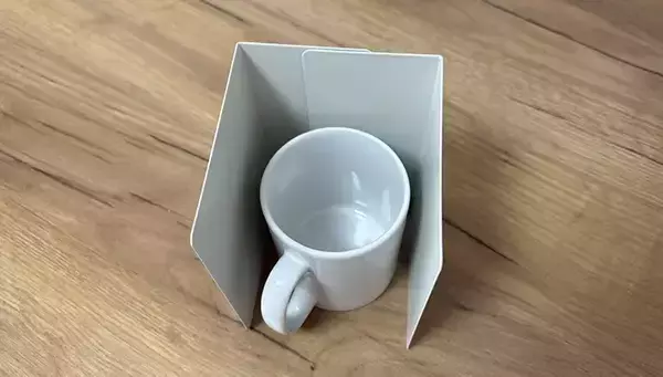 「ブックエンド2個使うだけ！　誰でもできるコーヒーのおいしい淹れ方に「この手があったか」」の画像