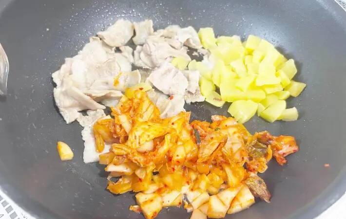 食べた夫が「名前負けしてない」と絶賛！　混ぜご飯の具材に使ったのは？【キムタクご飯】