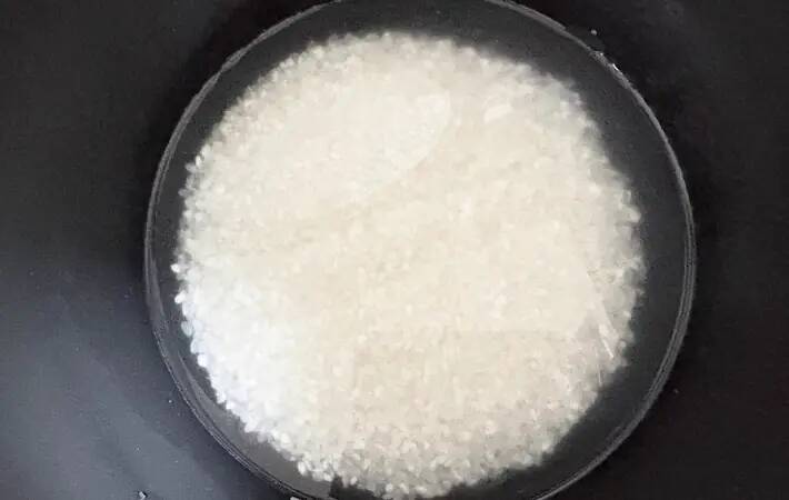 炊飯器に1袋入れてみて！　子供が感動した炊き込みご飯、具材に使ったのは？【レシピ】