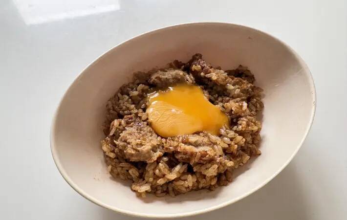炊飯器に1袋入れてみて！　子供が感動した炊き込みご飯、具材に使ったのは？【レシピ】