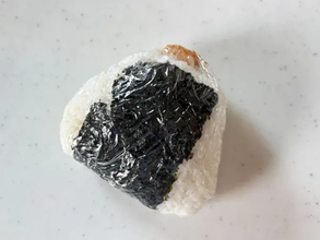脱マンネリ！　おにぎりの意外な具材に「ラクすぎ」「高校生息子がドハマり」