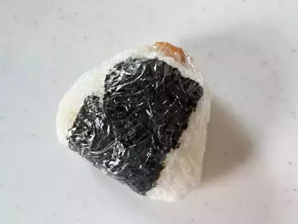 脱マンネリ！　おにぎりの意外な具材に「ラクすぎ」「高校生息子がドハマり」