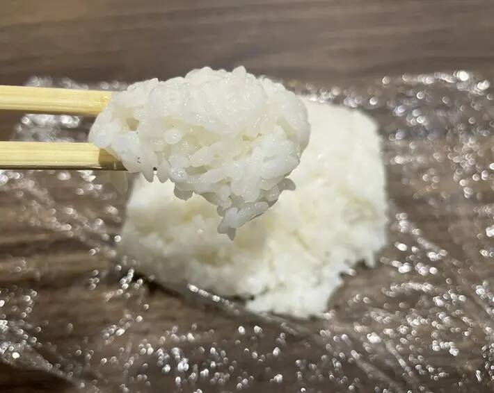 ご飯をラップで包む前に一工夫　冷凍後のレンチン時間が短くなるアイディア