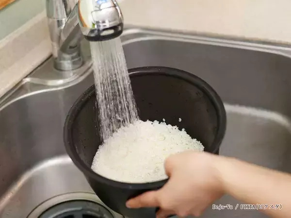米を研ぐ時は、冷水？ぬるま湯？　正解に「気を付けたい！」