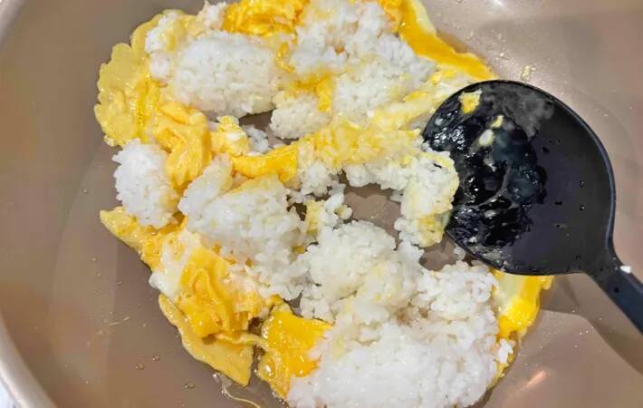ご飯の『かさ増し』に使ったのは…？　節約チャーハンに夫も子供も大満足【節約レシピ】
