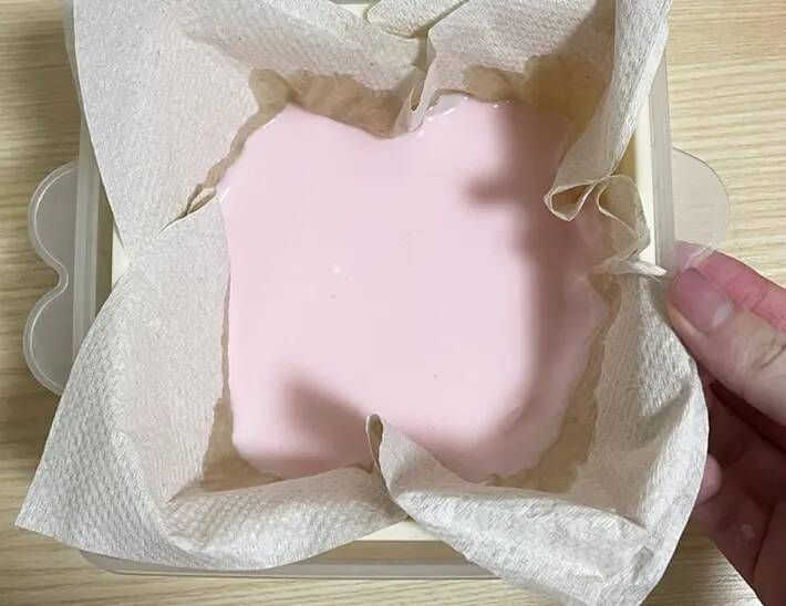 ヨーグルトに『大さじ2杯』混ぜて放置　できあがりに「ぜい沢な朝食になった」「かわいい」