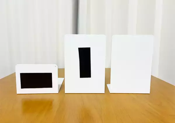 「キッチン棚の救世主！　ブックエンド3枚を組み合わせる便利ワザに「ストレスが減った！」」の画像