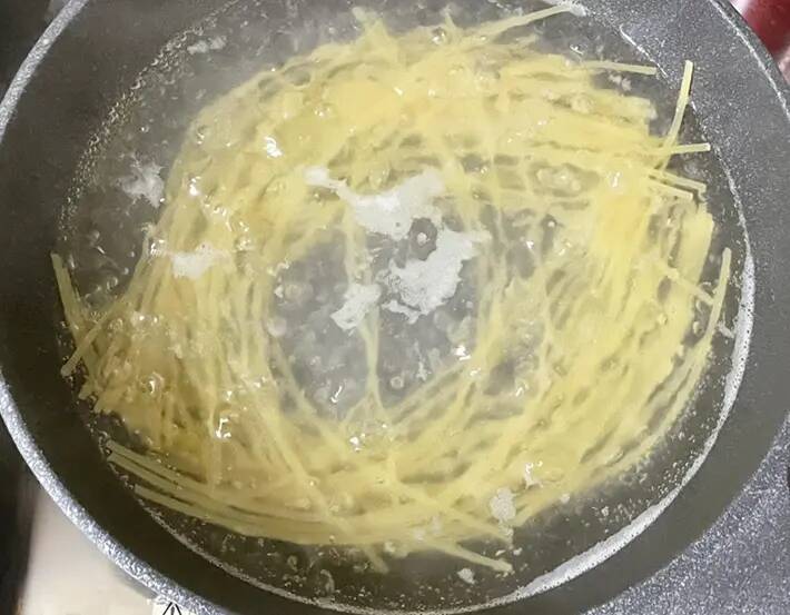 ソースに『大さじ1杯』混ぜるだけ　香ばしいペーストで簡単和風パスタに