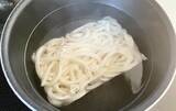 「まだめんつゆかけてる？　冷凍うどんの意外な食べ方に「味が一発で決まった」【10分レシピ】」の画像3