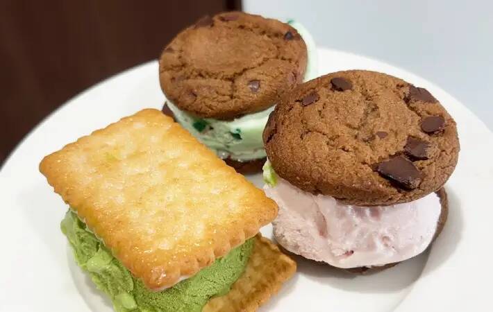 連休中の『おやつ』はこれで決まり！　挟むだけの簡単アレンジに「食感がいい！」