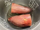 「【炊飯器レシピ】サツマイモを入れてボタンを押すだけ　手間なしで甘さを引き出す方法」の画像4
