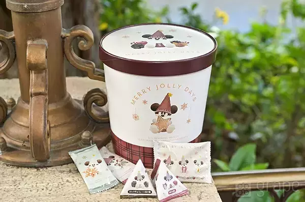 「職場への『ディズニー土産』に困ったらコレ！　甘いの苦手でもOKな大容量アソート【45袋入り】」の画像