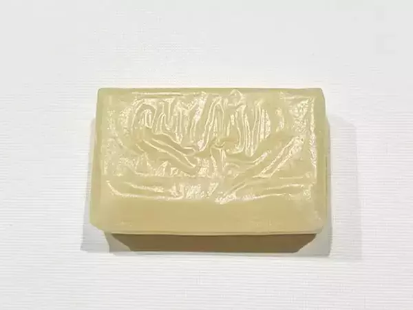 餅にのせて海苔で巻くと…　できた簡単ごはんに「もっと作ればよかった！」