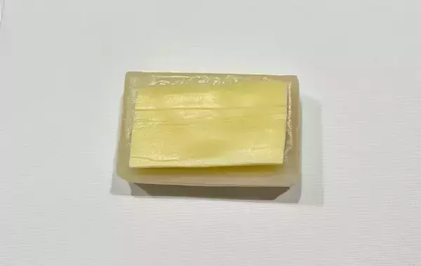 「餅にのせて海苔で巻くと…　できた簡単ごはんに「もっと作ればよかった！」」の画像