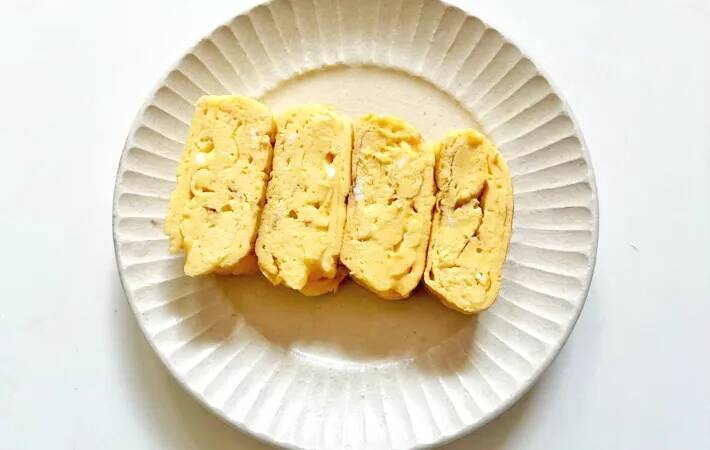 卵3個に加えたのは…？　家にあるもので『簡単ふわふわ玉子焼き』【料理の小ワザ】