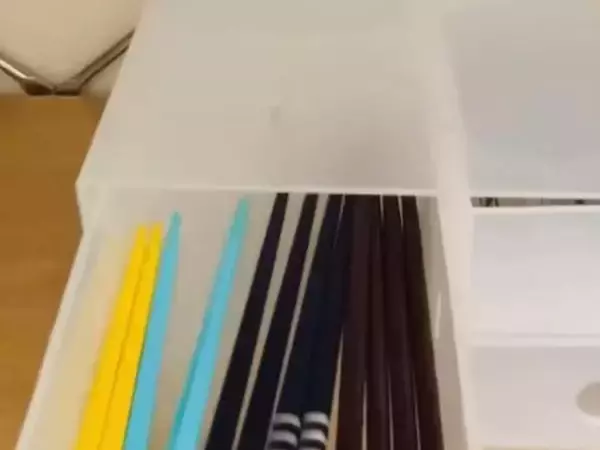 無印の小物収納ボックスはキッチンでも大活躍！　すっぽり収納術に「すぐ真似したい」