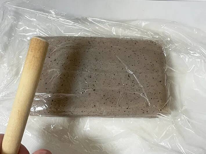 こんにゃくに切り込みを入れて…　油揚げ不要の『いなり寿司』が最高だった
