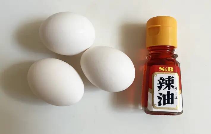 『小さじ2分の1杯』足してみて！　味玉の意外な調味料に「めんつゆだけより好き」