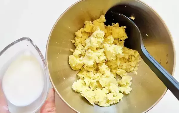 「サツマイモが秒で消える？　レンチンして混ぜたのは…？【秋の簡単レシピ】」の画像