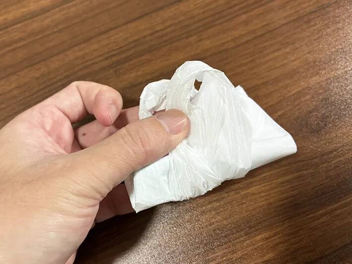 レジ袋が30秒でスッキリ！　かわいい『バッグ型』のたたみ方が「実用的」