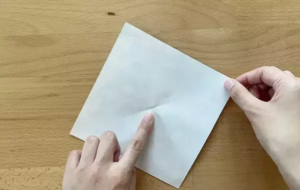 「ポチ袋、もう買わなくていいかも！　折り紙2枚で本格的な仕上がりに【お札が折れないポチ袋】」の画像