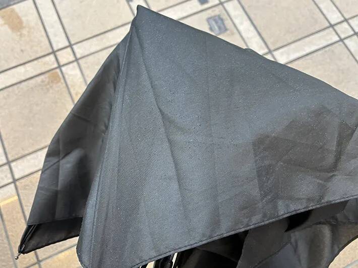 傘をドライヤーで温めたら…　外出後の変化に「ビックリ」【警視庁直伝テク】