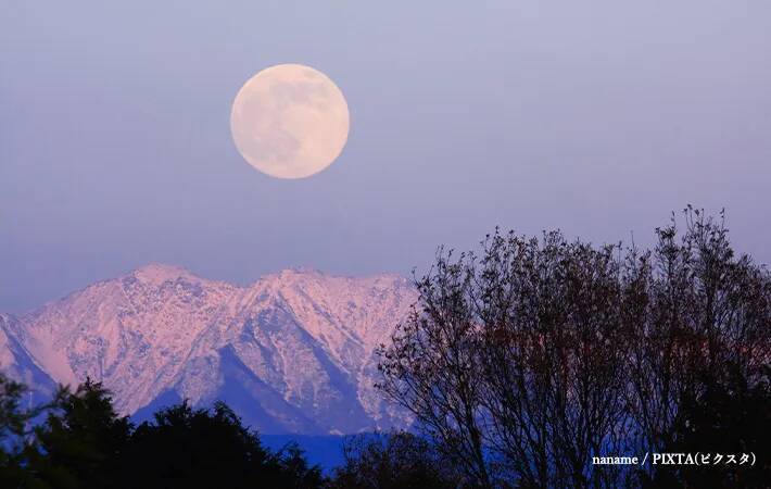 2025年最後の満月を見逃さないで！　12月5日の『コールドムーン』を眺めよう