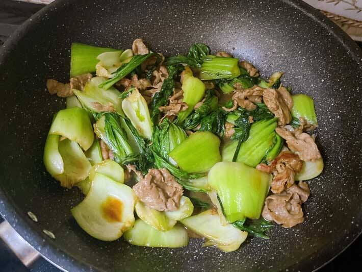 市場で買った『虫食いありのチンゲン菜』　ネットで話題の洗い方を試してみた