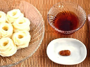 「そうめんの薬味を買い忘れた…」　ネギなしでもおいしい食べ方に「パンチ効いてる」【管理栄養士】