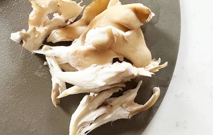 【レンチンレシピ】味つけはめんつゆのみ！　秋の味覚をたっぷり食べる焼きびたし