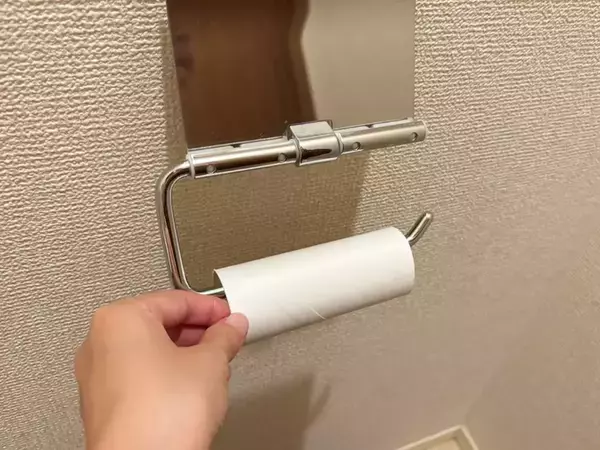 トイペの芯、次から捨てないで！　洗濯物干しに使える【作業1分】活用テク