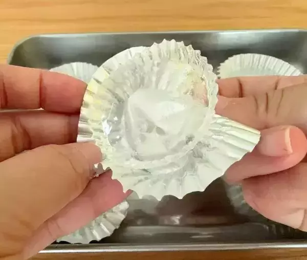 「「たった30分で氷が作れた」　使ったのは製氷皿ではなく…？」の画像