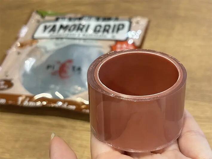専用ゴミ袋は買わなくてOK！　ダイソーの『ゲルテープ』を貼れば簡易ゴミ入れに