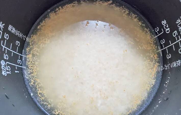 1本丸ごと、皮ごと使う！　子供がドはまりする『サツマイモの炊き込みご飯』【旬レシピ】